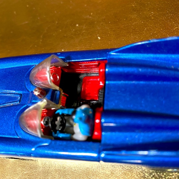 BATMAN 1960 BAT MOBILE CORGI CAR DC COMICS DIE CAST BLUE CAR BMBV1 & BATMAN 4.5” - Picture 9 of 14